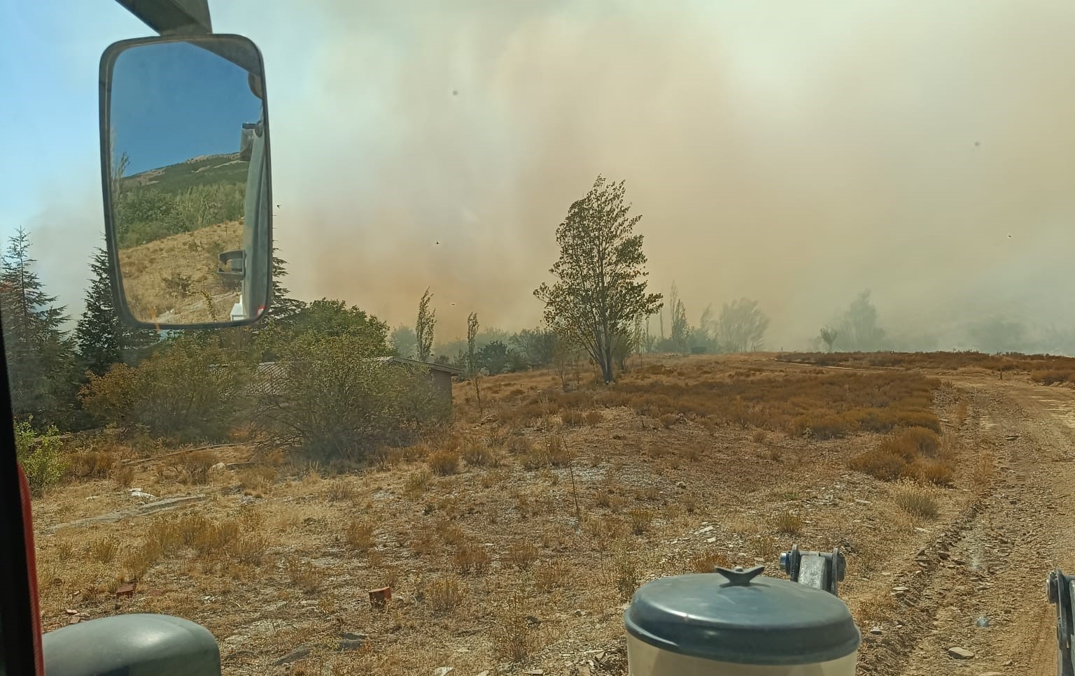 Konya’da otluk alandaki yangın ormana sıçramadan söndürüldü
