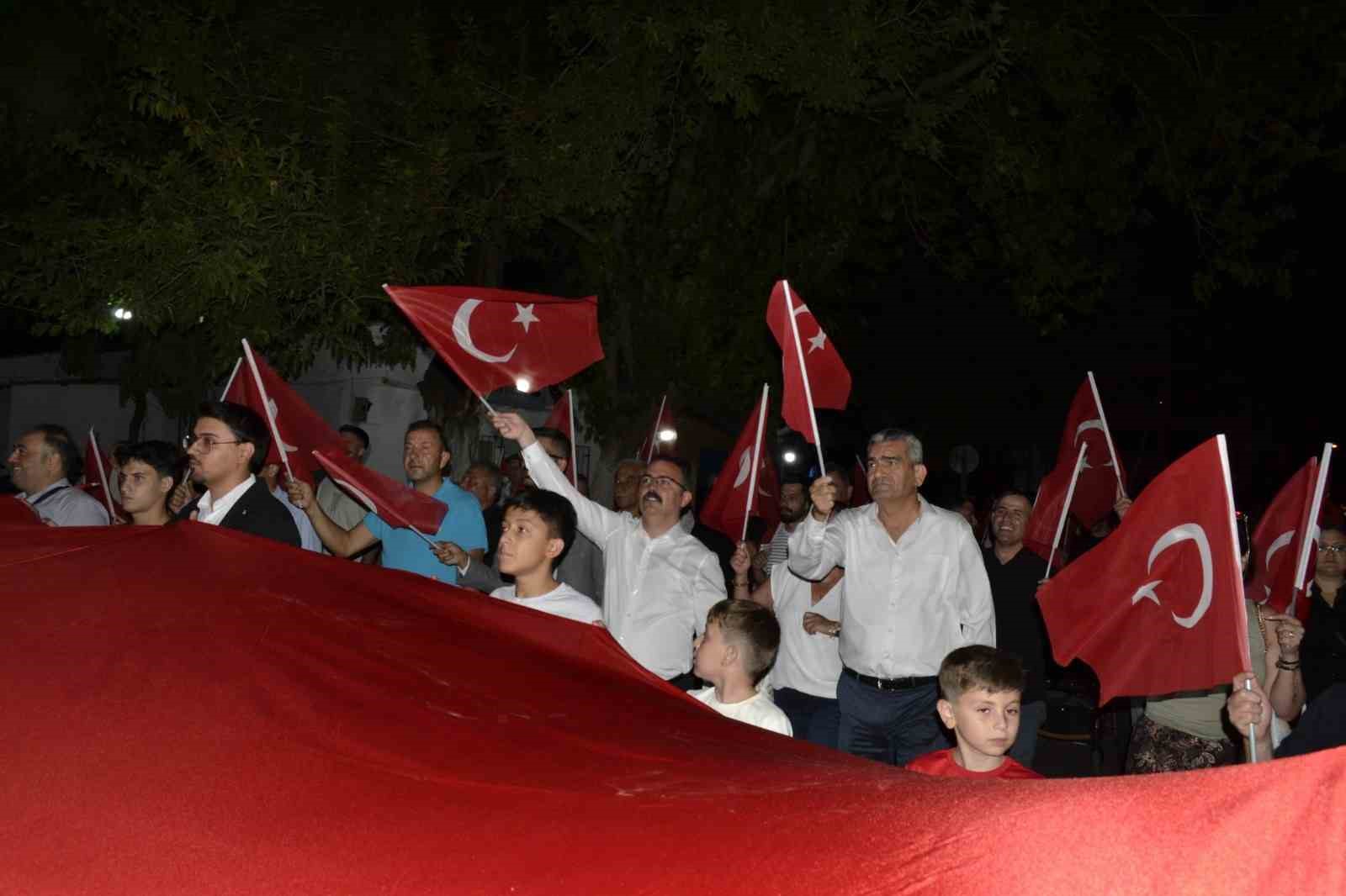 Sultanhisar’da 30 Ağustos kortej yürüyüşü