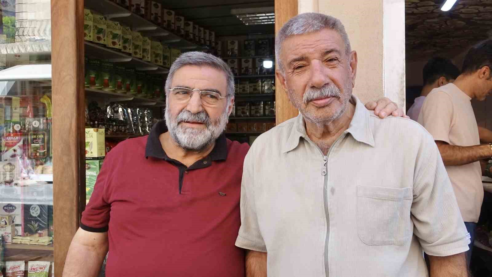 Mardin’de iki arkadaş 50 yıl sonra tesadüfen karşılaştı