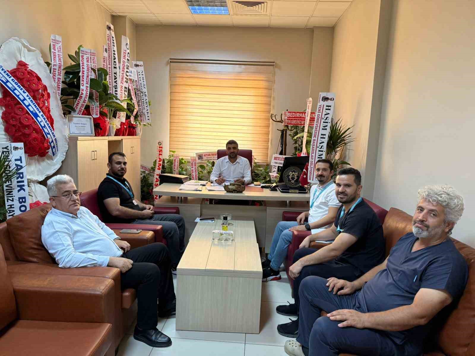 Sağlık-Sen heyeti Silopi Devlet Hastanesi Müdürü ile bir araya geldi