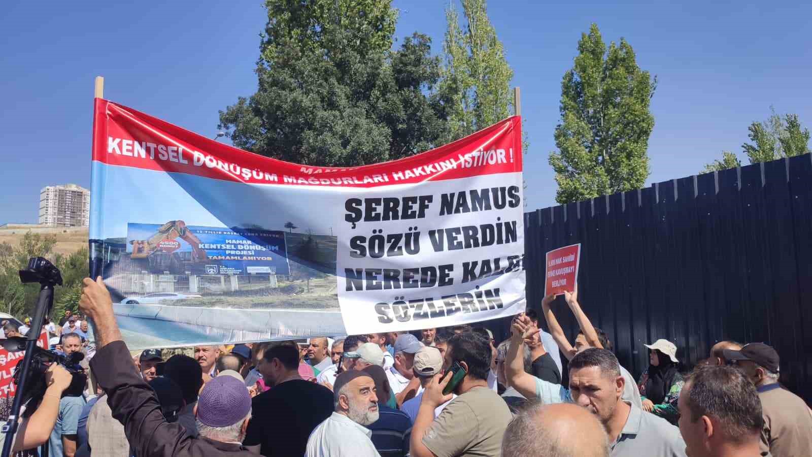 Mamak kentsel d&ouml;n&uuml;ş&uuml;m mağdurlarından eylem
