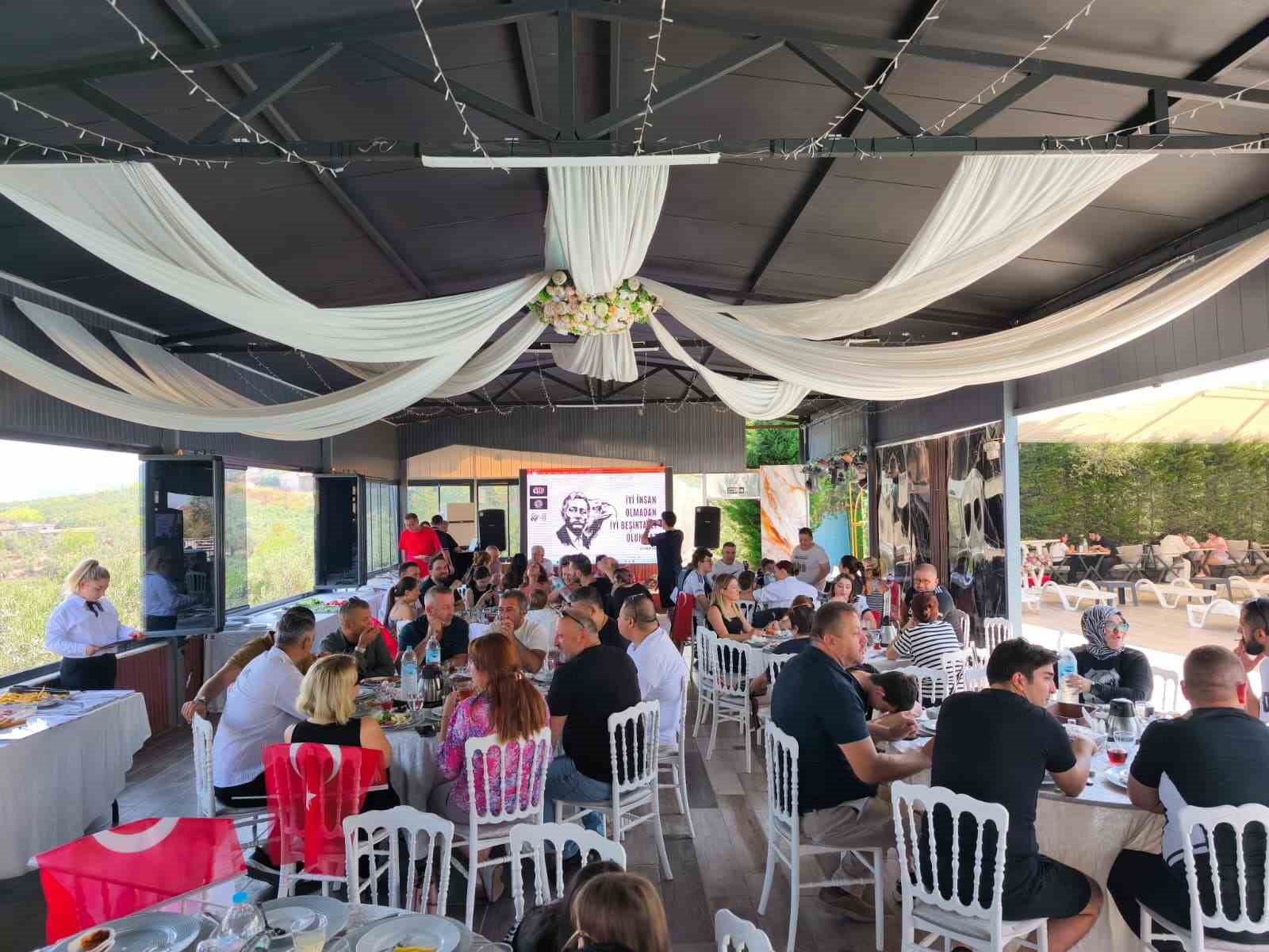 Gemlik Beşiktaşlılar Derneği &uuml;yeleri kahvaltıda buluştu
