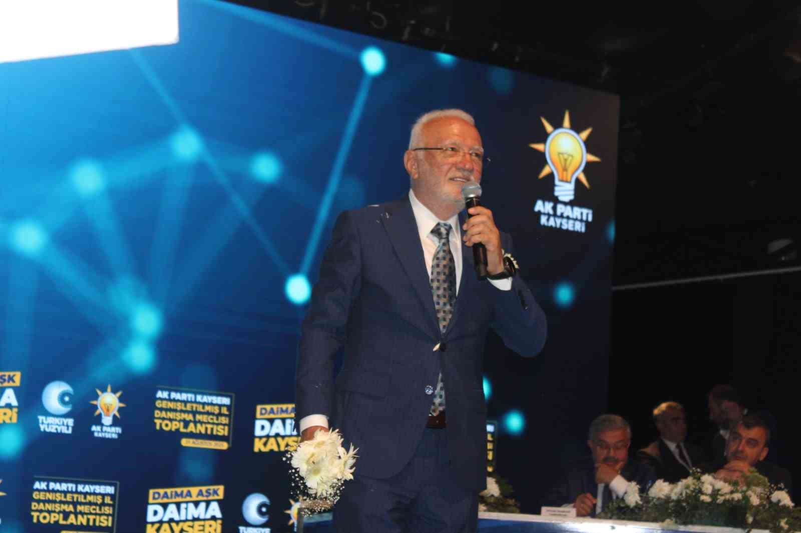 AK Parti Genel Başkanvekili Elitaş: "Balya balya paralarla teşkilatını satın almaya çalışan bir siyasi parti, ana muhalefet partisi olamaz"