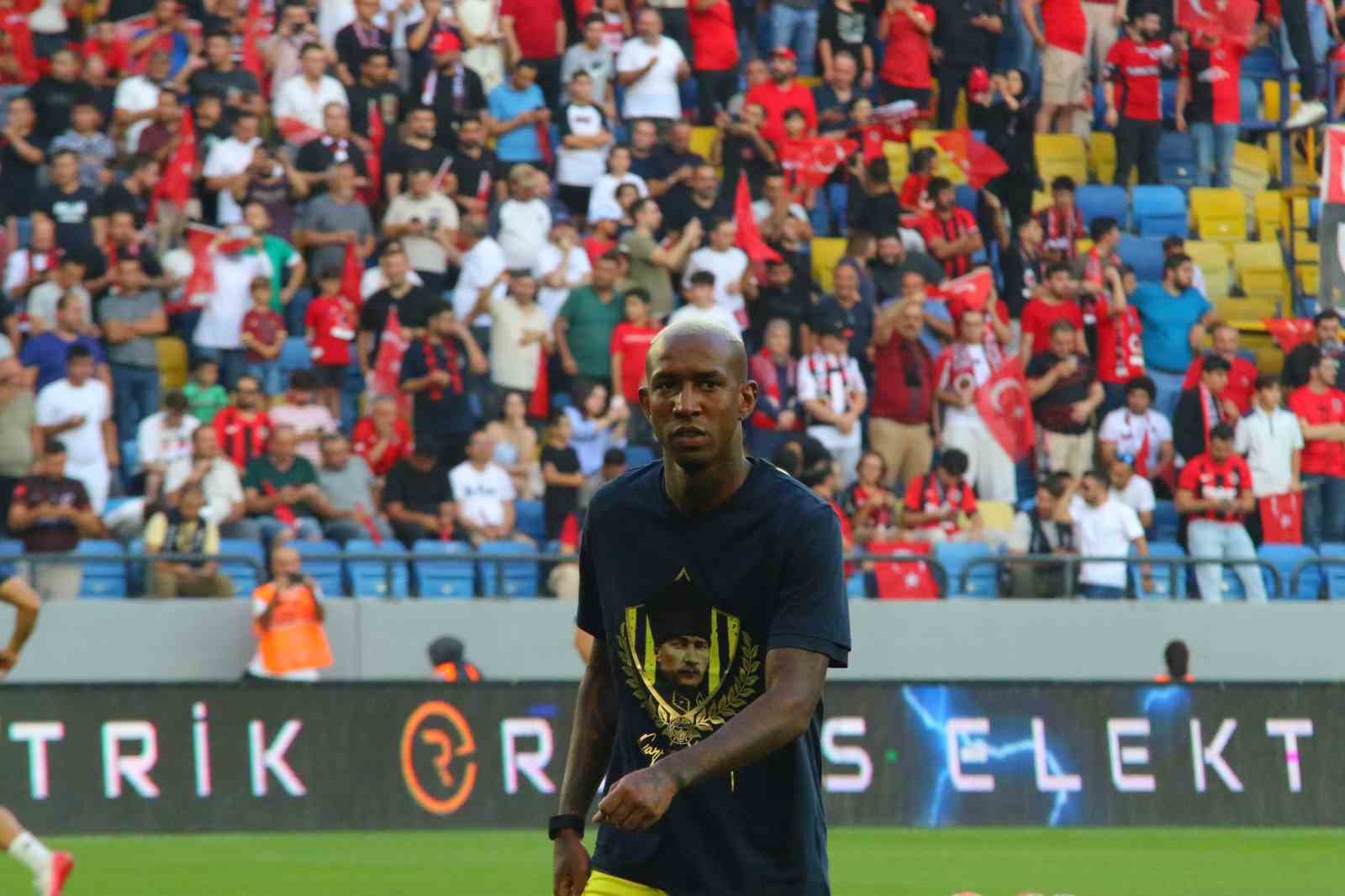 Trendyol Süper Lig: Gençlerbirliği: 0 - Fenerbahçe: 1 (Maç devam ediyor)