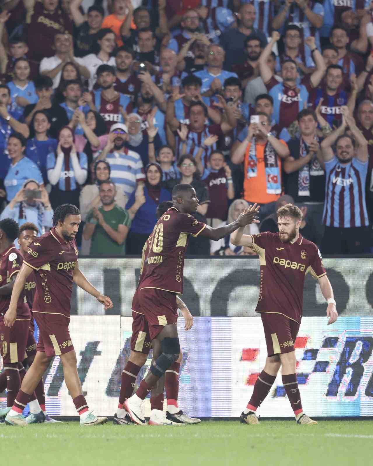 Trendyol S&uuml;per Lig: Trabzonspor: 1 - Samsunspor: 0 (İlk yarı)
