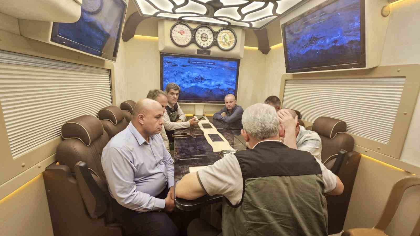 Mobil yangın yönetim yangın merkezinde koordinasyon toplantısı yapıldı