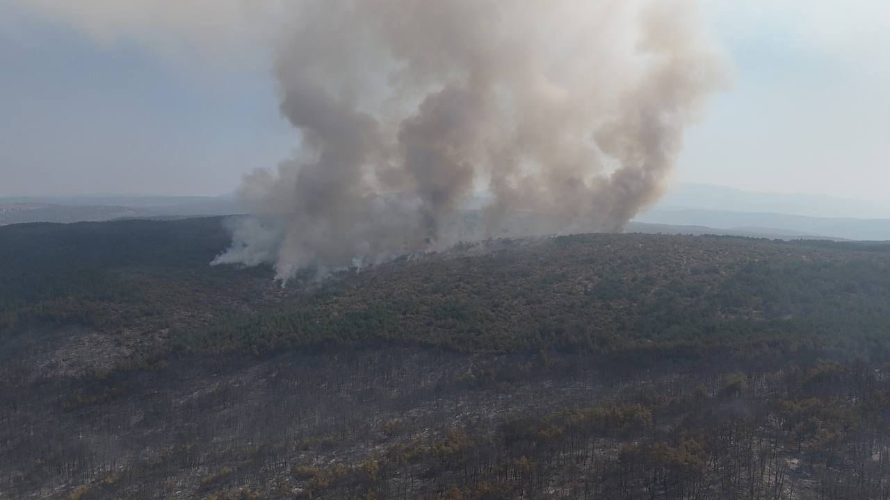 Karabük’teki orman yangını tek noktada etkisini sürdürüyor
