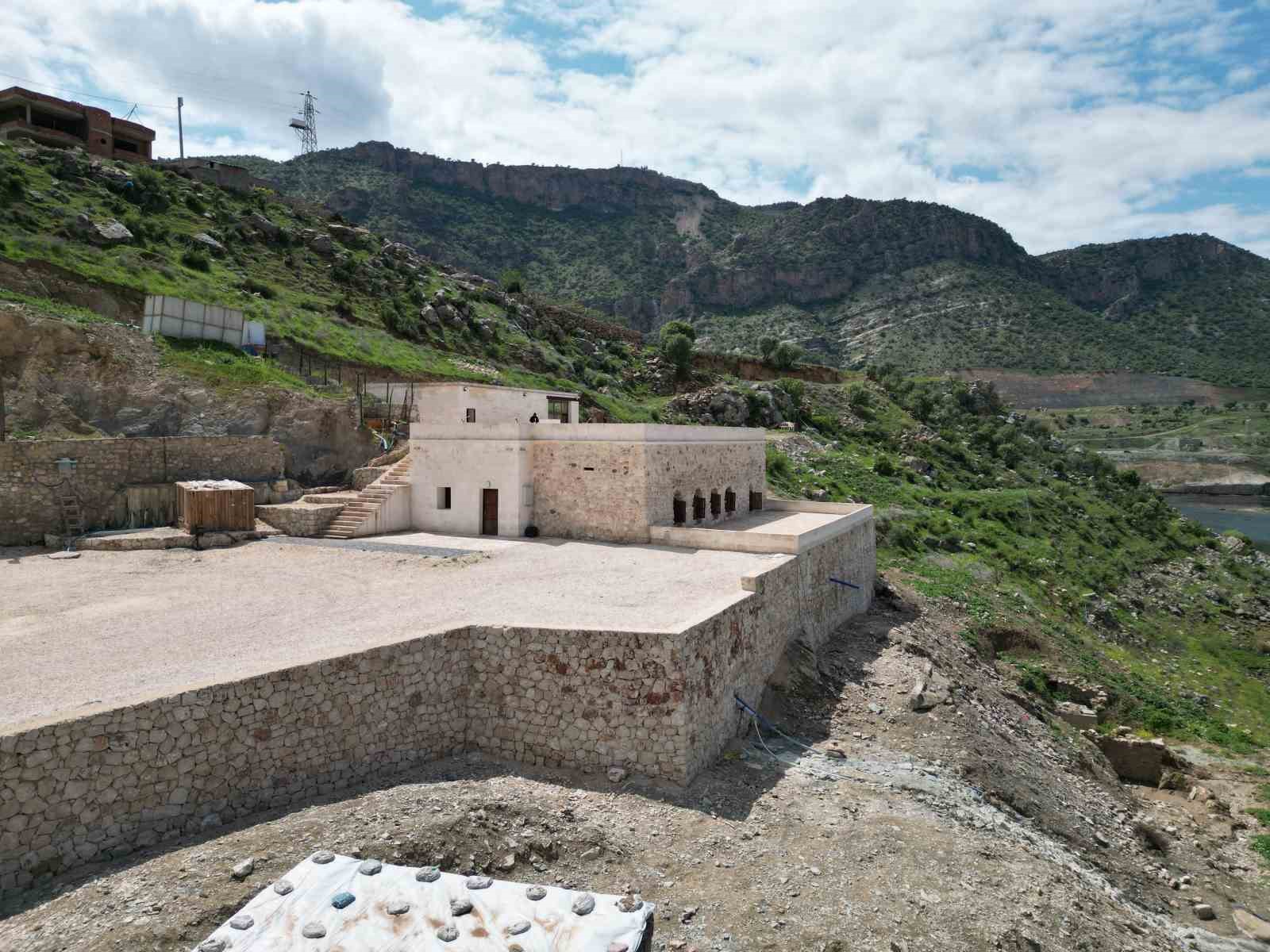 Şırnak’ta 80 derecelik şifa kaynağı: Belkıs Ana kaplıcaları