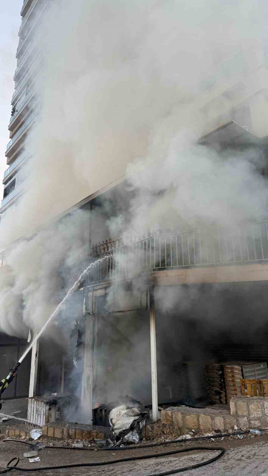 Mardin’de korkutan yangın