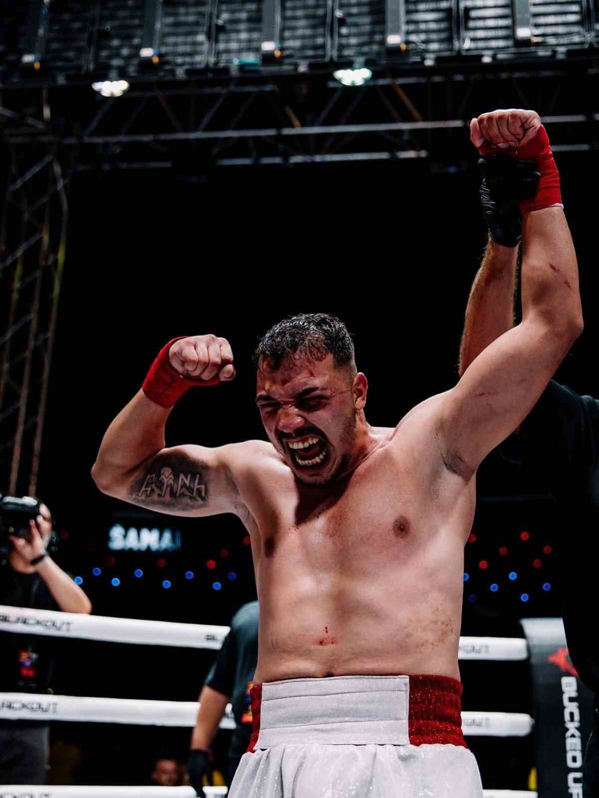 İzmirli şampiyona, ilk tebrik Conor McGregor’dan