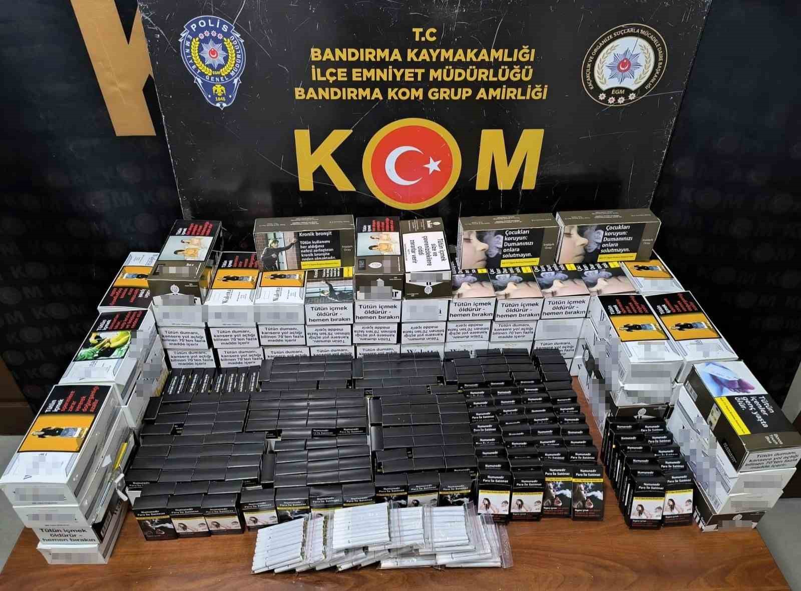 Bandırma&rsquo;da ka&ccedil;ak sigara ve silah operasyonu
