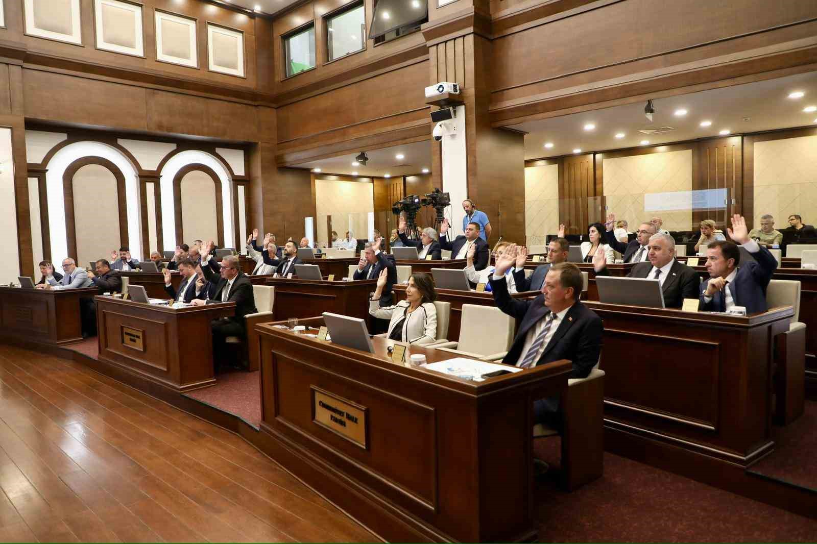 B&uuml;y&uuml;k&ccedil;ekmece Belediye Meclisi Eyl&uuml;l ayı ilk toplantısını ger&ccedil;ekleştirdi
