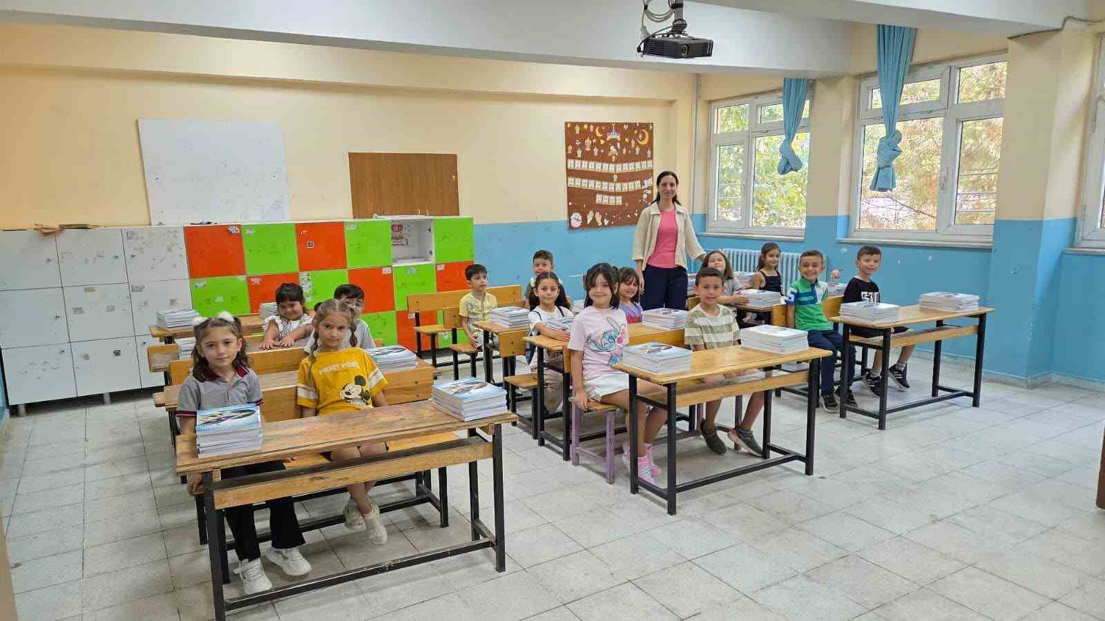 Sarıgöl’de 360 öğrenci ders başı yaptı