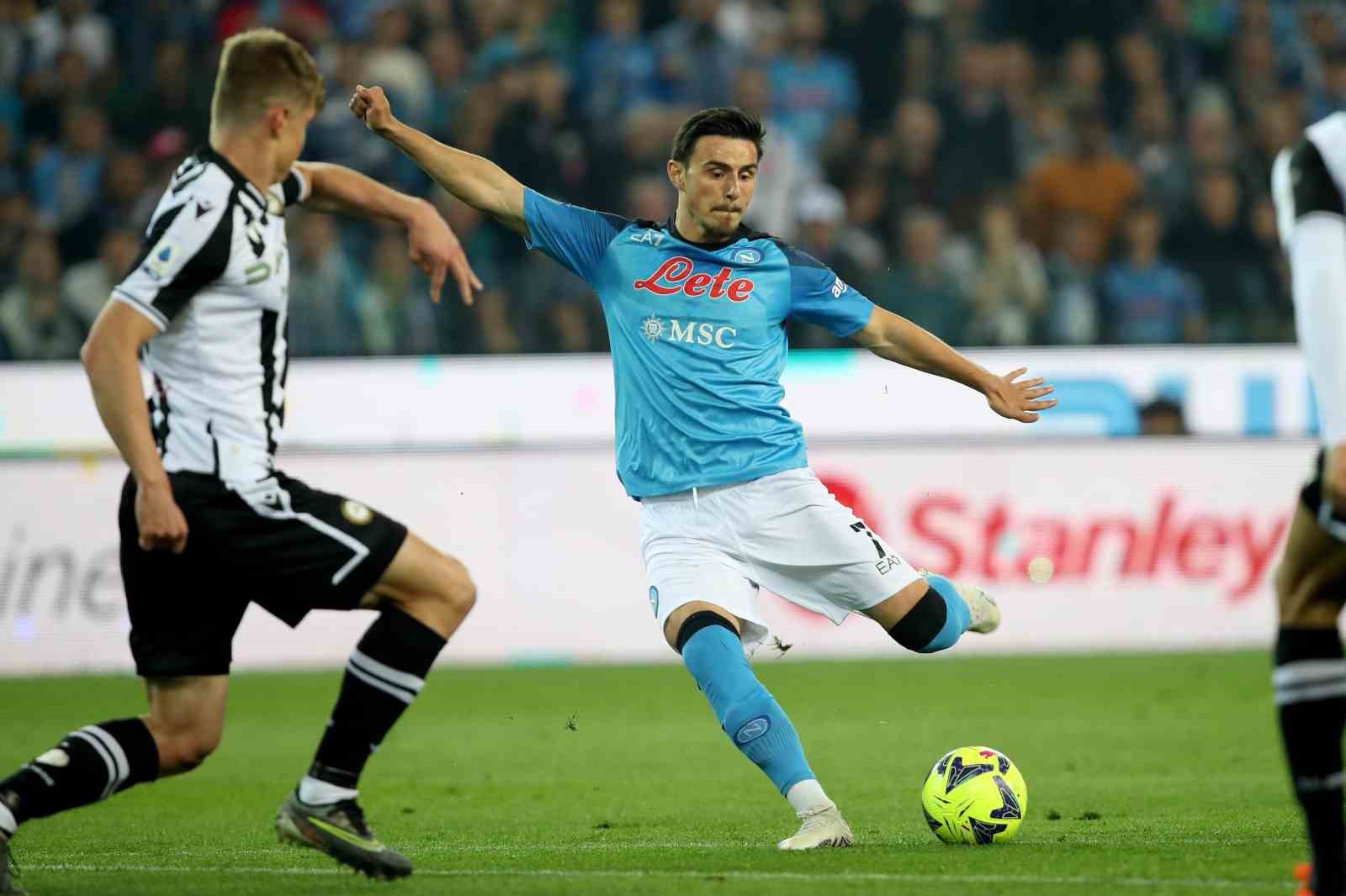 Eljif Elmas, Napoli’ye döndü
