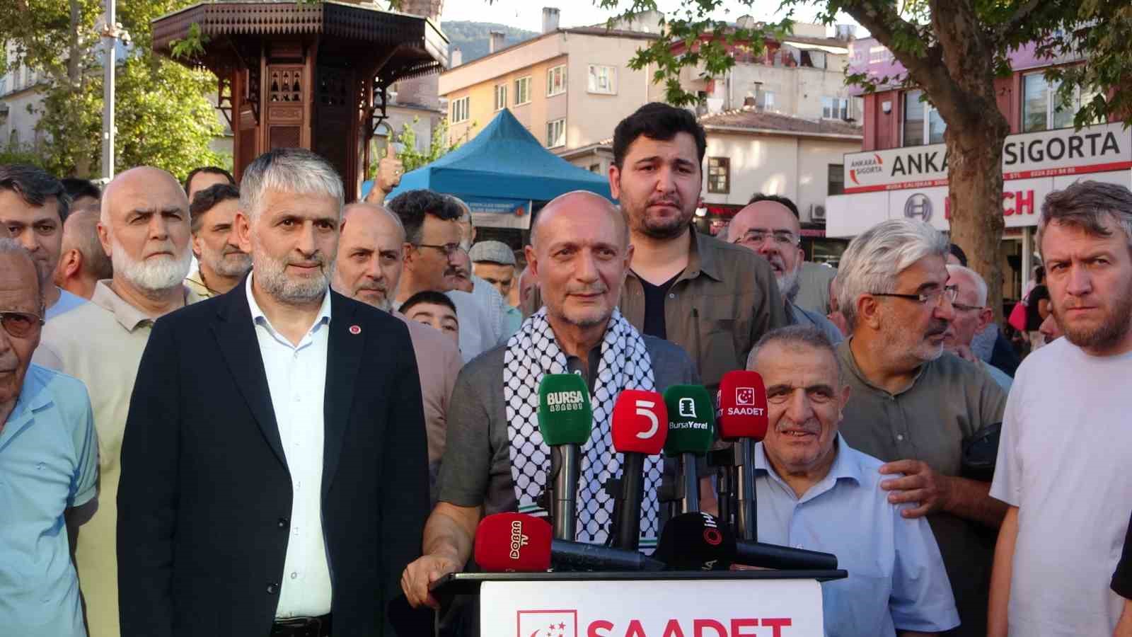 Saadet Partisi Bursa Milletvekili Mehmet Atmaca, Özgürlük Filosu’na katıldı
