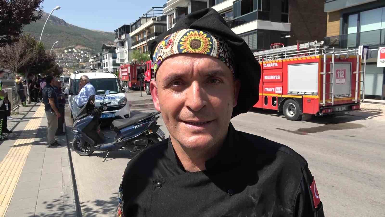 Restorandan yangına koştu, itfaiyecilere ayran içirdi