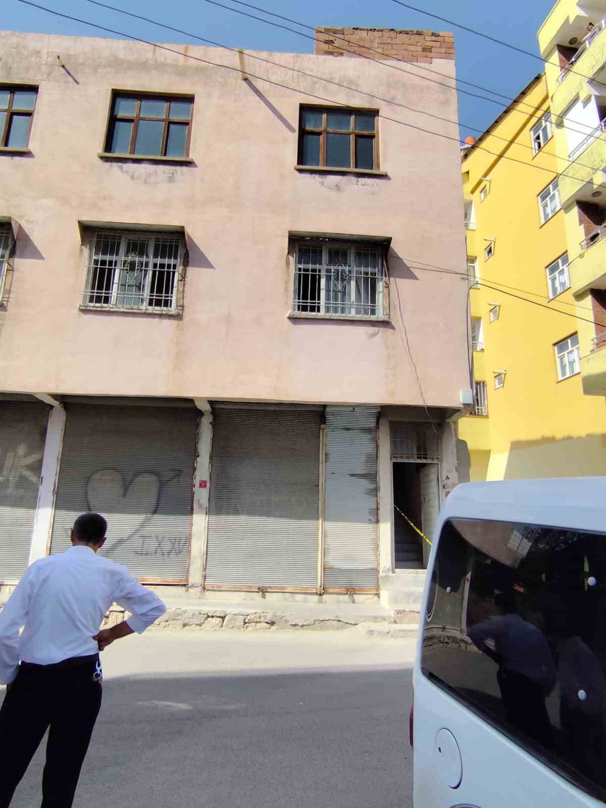 4 gündür kayıp olan adam evde ölü bulundu