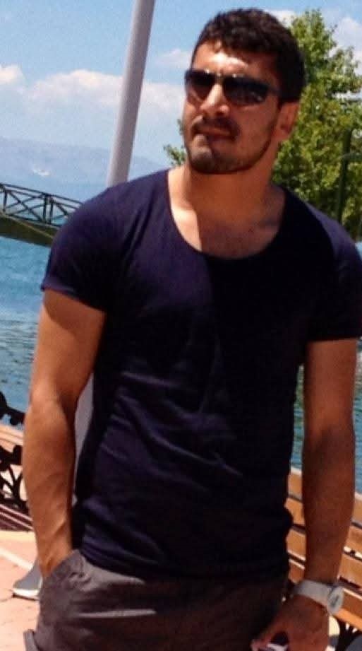 &Ccedil;atıdan hortumla balkona inmek isterken hayatını kaybeden şahsın cenazesi teslim alındı
