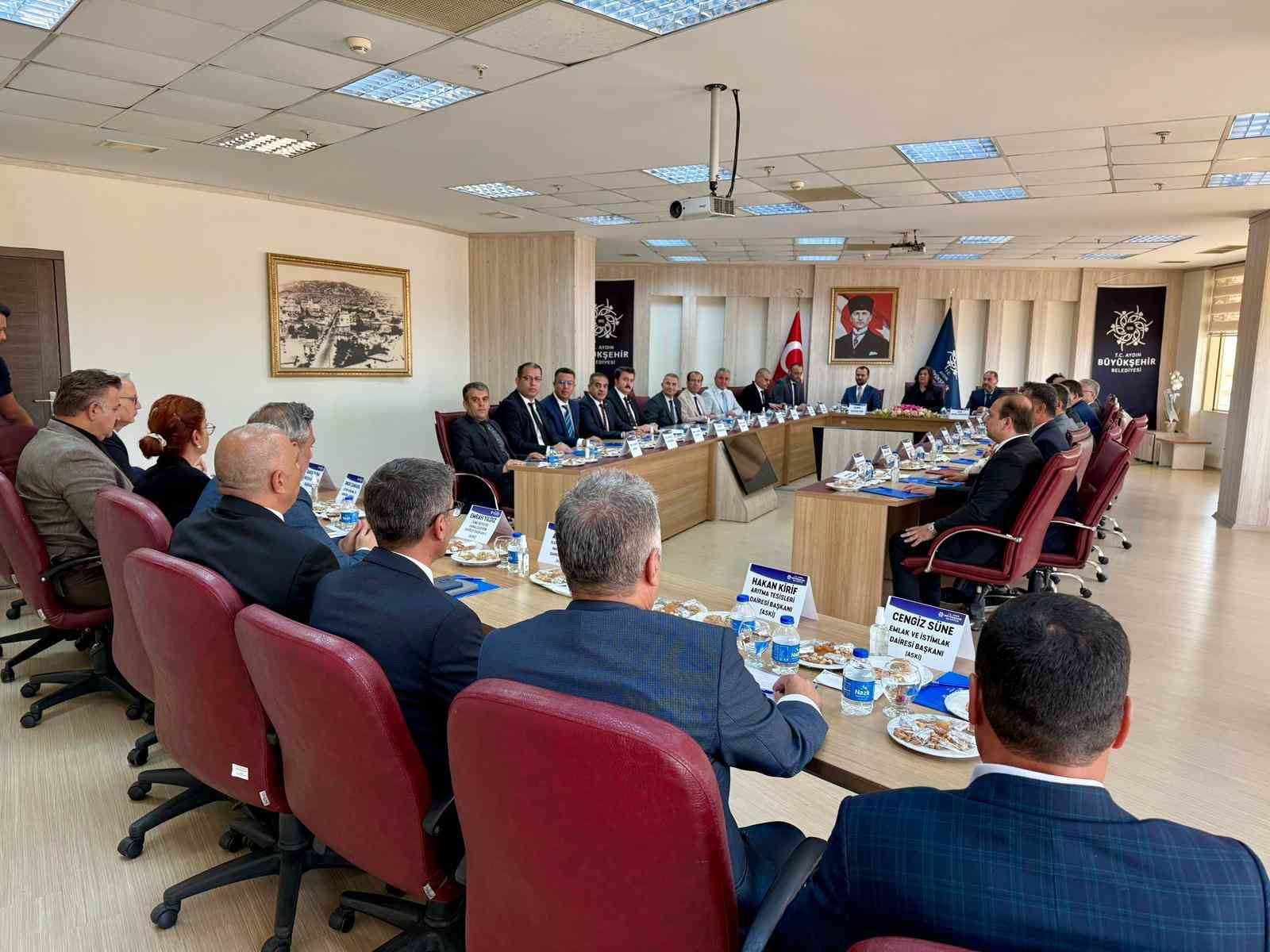 Başkan &Ccedil;er&ccedil;ioğlu: "Aydın i&ccedil;in el birliği ile &ccedil;alışmaya devam edeceğiz"
