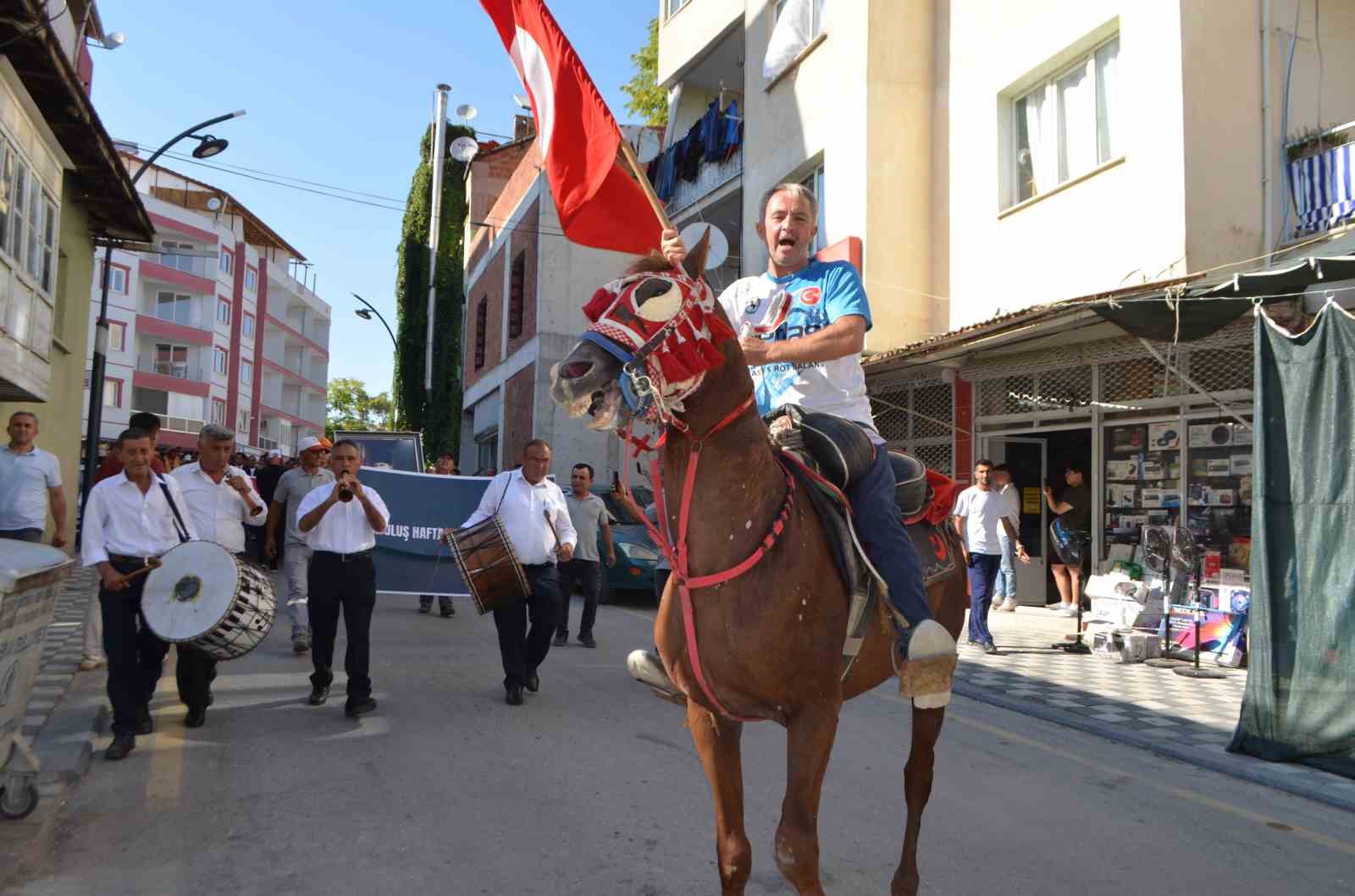 Selendi, Cirit ve Tütün Festivali başladı