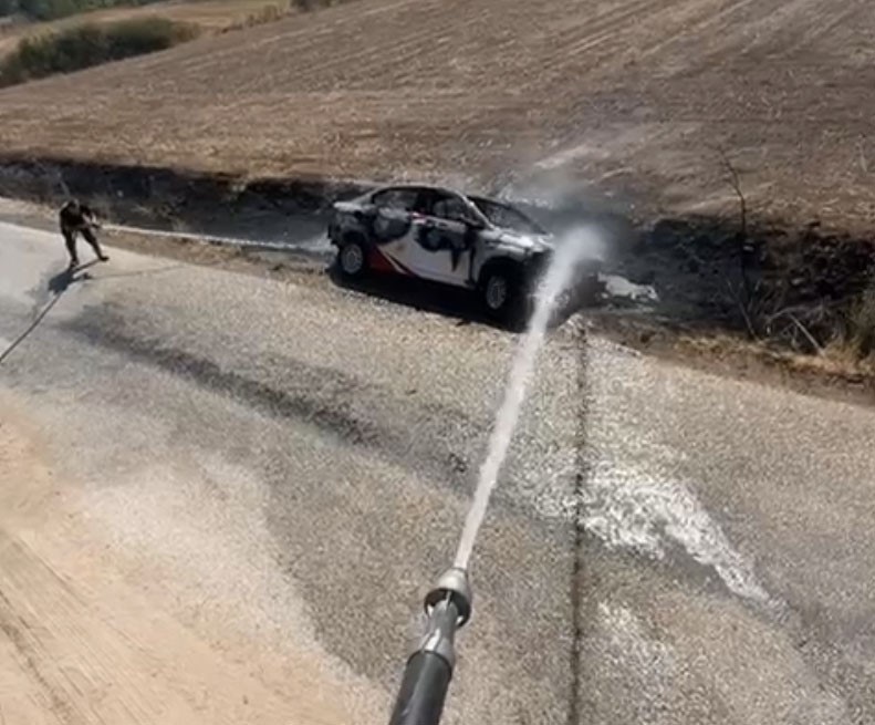 Babaeski’de otomobil yangını