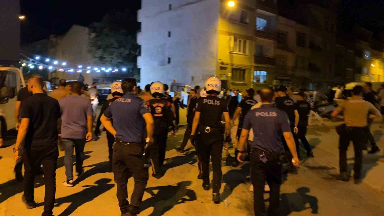 Çok sayıda suçtan aranması olan şahıs düğünde yakalandı
