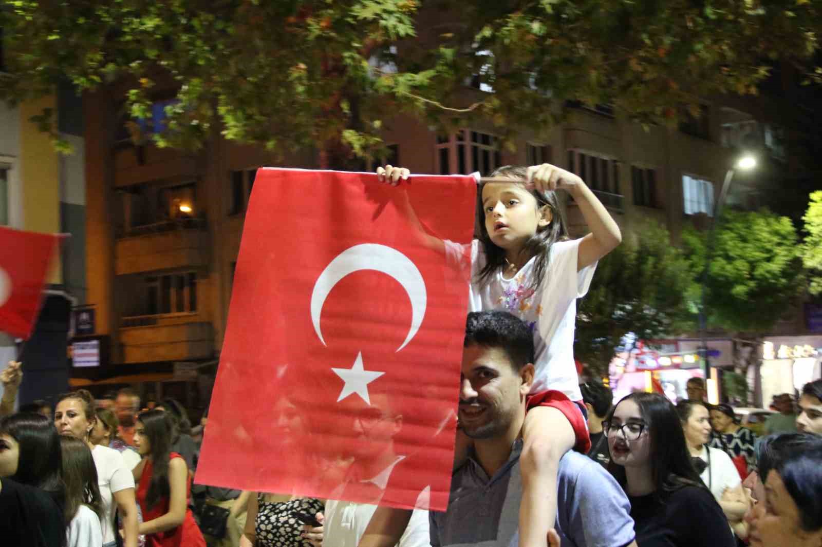 Uşak’ta 103. kurtuluş yıldönümü coşkuyla kutladı