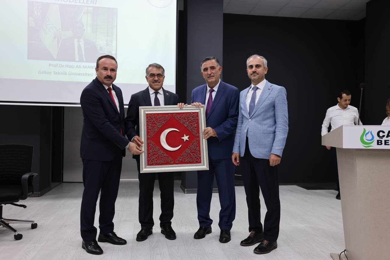 Çayırova’da eğitimin paydaşları bir araya geldi
