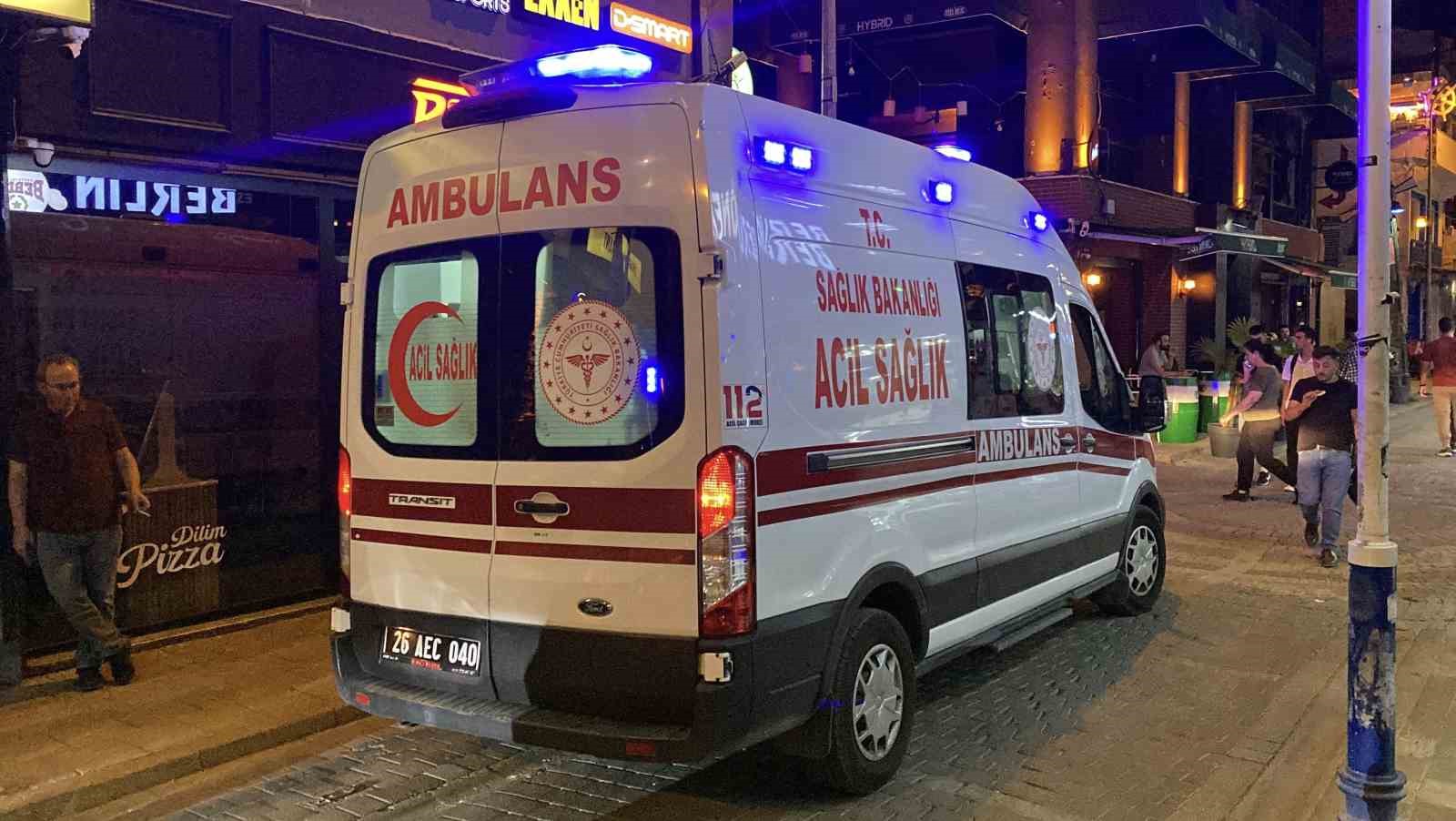 Alacak verecek kavgası kanlı bitti: 1 yaralı
