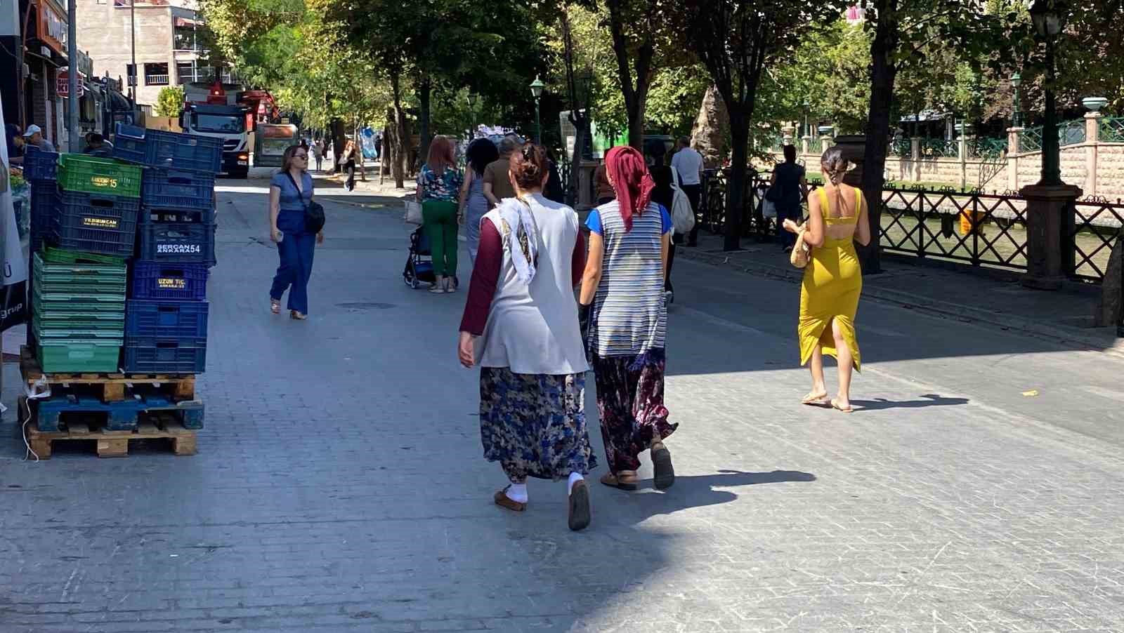 Yasak dinlemeyen dilencilerden yeni y&ouml;ntem
