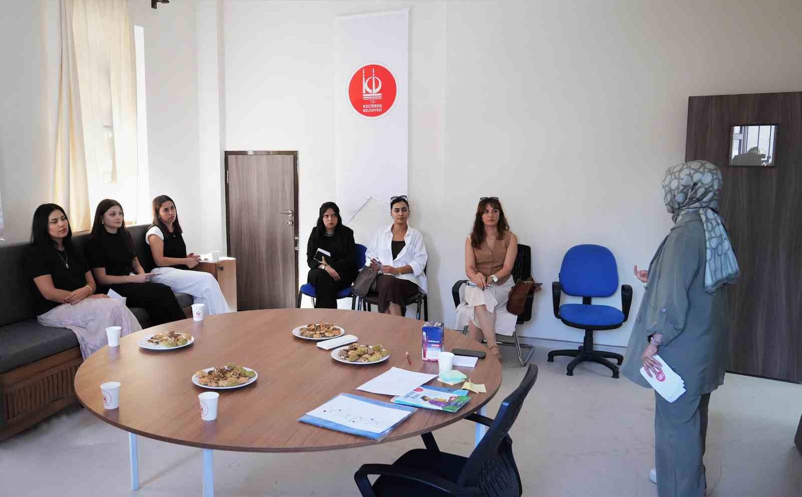 Ke&ccedil;i&ouml;ren Belediyesi&rsquo;nden velilere &lsquo;Okula Uyum&rsquo; semineri
