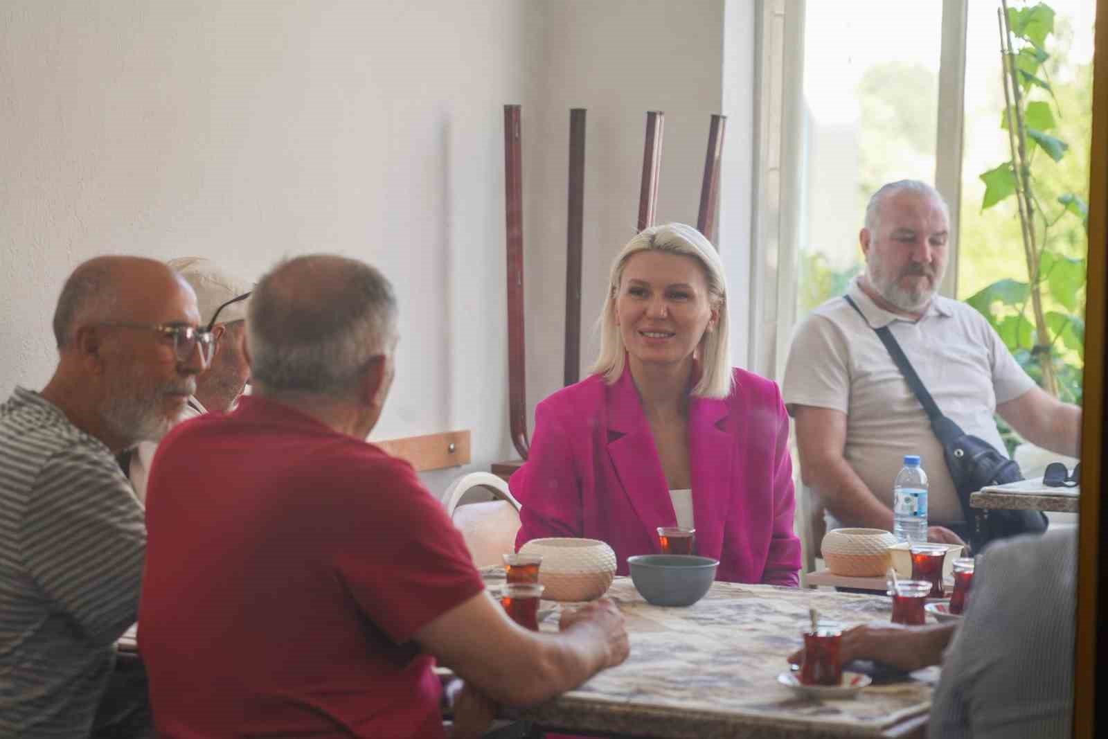 Bilecik Belediye Başkanı Subaşı, esnafla buluştu
