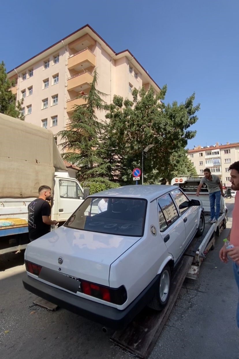 Polis drift&ccedil;iye g&ouml;z a&ccedil;tırmadı: 51 bin TL ceza
