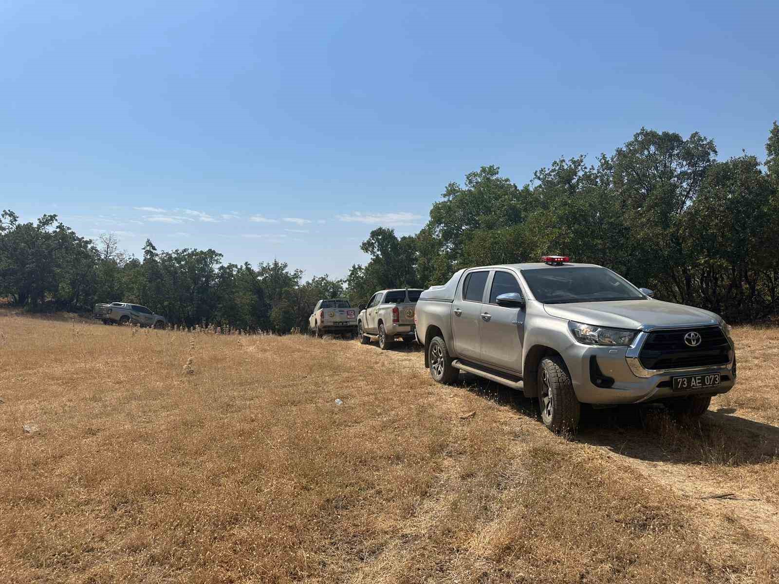 Şırnak’ta Bestler Dereler bölgesinde orman yangını: Ekipler seferber oldu