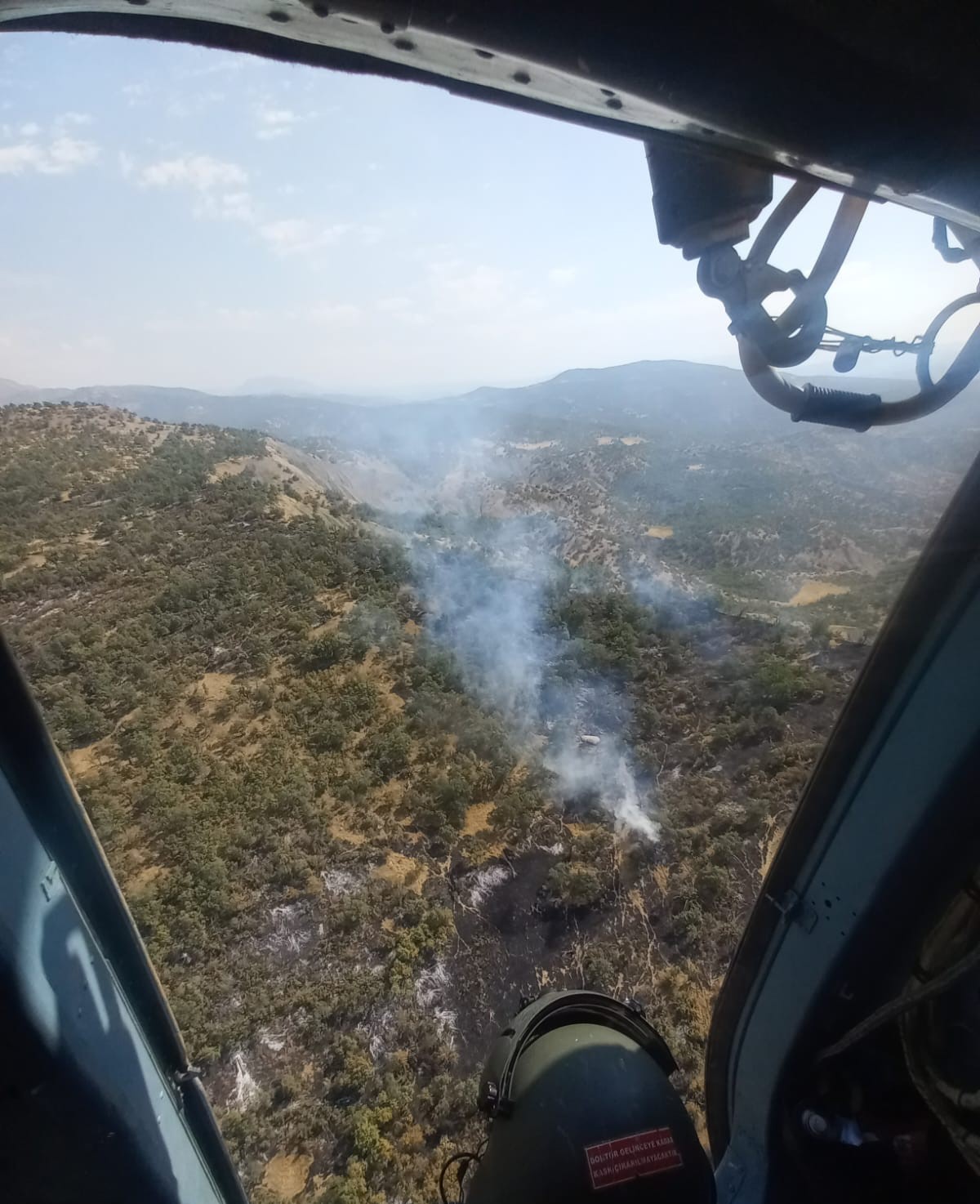 Şırnak’ta Bestler Dereler bölgesinde orman yangını: Ekipler seferber oldu