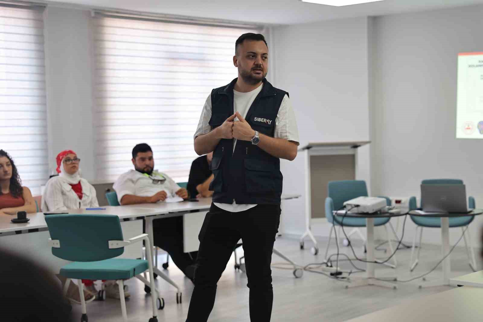 Antalya B&uuml;y&uuml;kşehir Belediyesi&rsquo;nden siber g&uuml;venlik eğitimi
