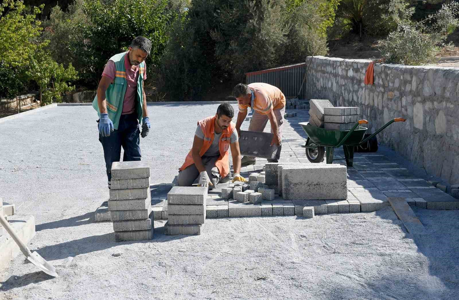 Kuşadası Belediyesi&rsquo;nden Kadınlar Denizi&rsquo;ne yeni bir park daha
