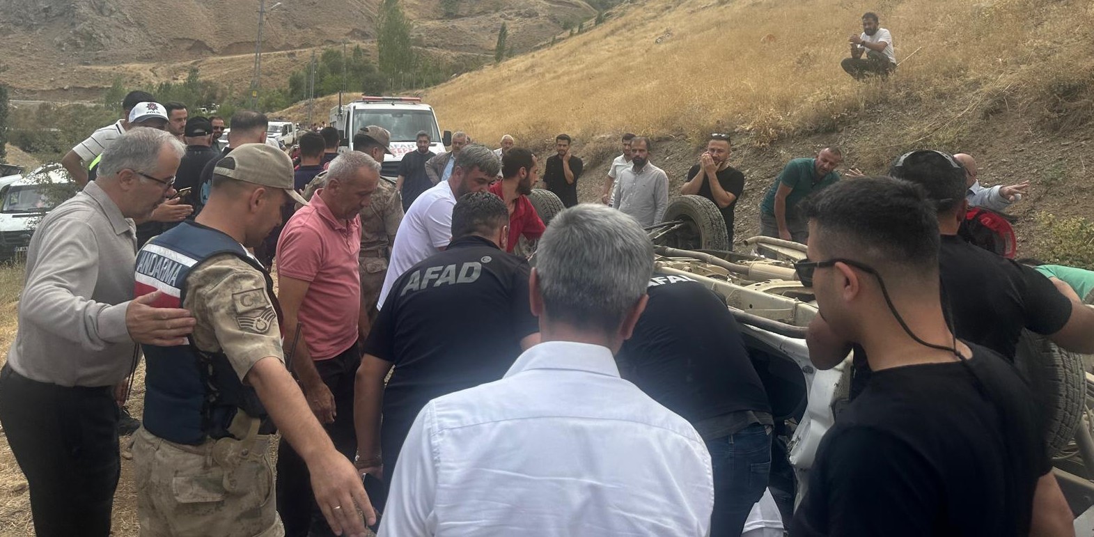 Hakkari’de trafik kazası: 2 ölü