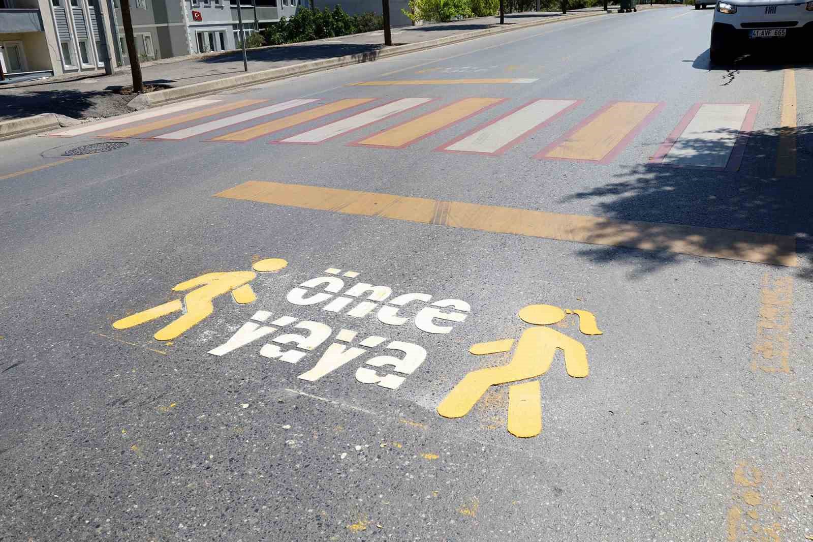 Okul &ccedil;evreleri yeni eğitim yılına hazırlanıyor
