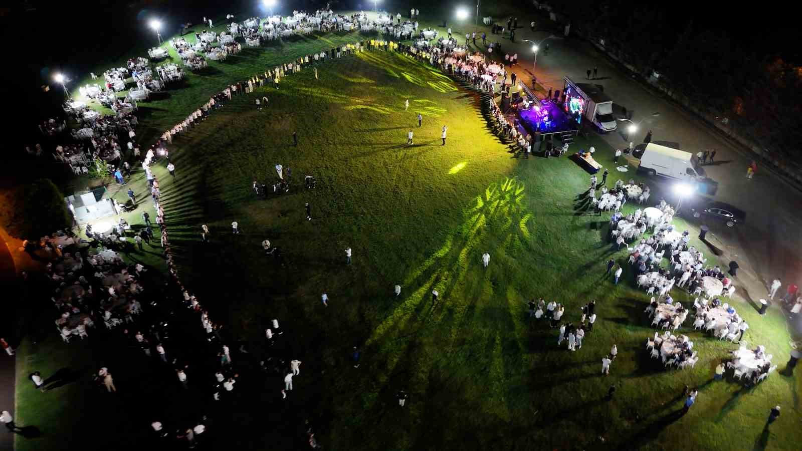 Bursa&rsquo;da siyaset ve iş d&uuml;nyasını buluşturan d&uuml;ğ&uuml;n
