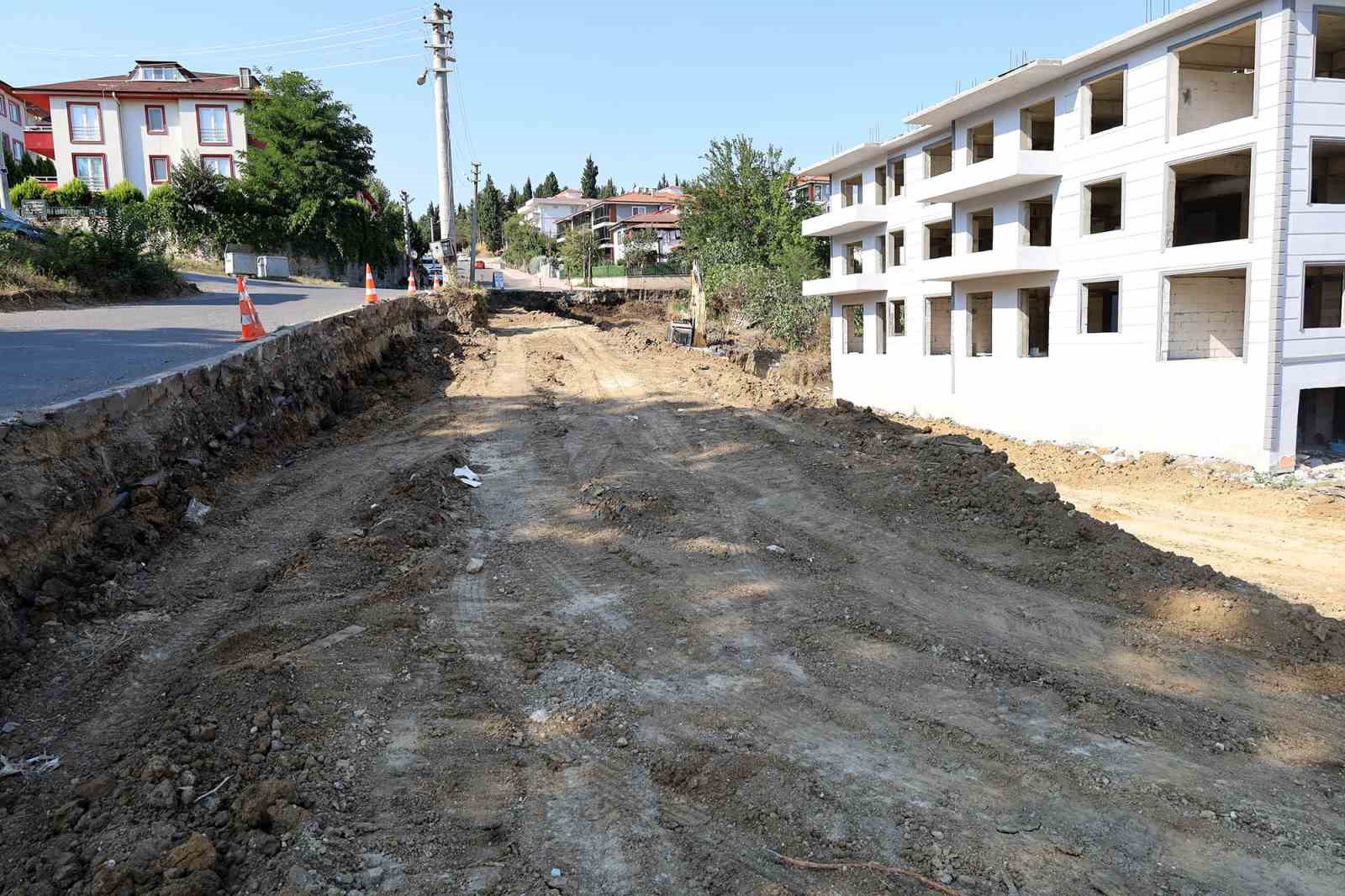 Sakarya B&uuml;y&uuml;kşehir&rsquo;den Serdivan&rsquo;ın trafik y&uuml;k&uuml;n&uuml; hafifletecek hamle
