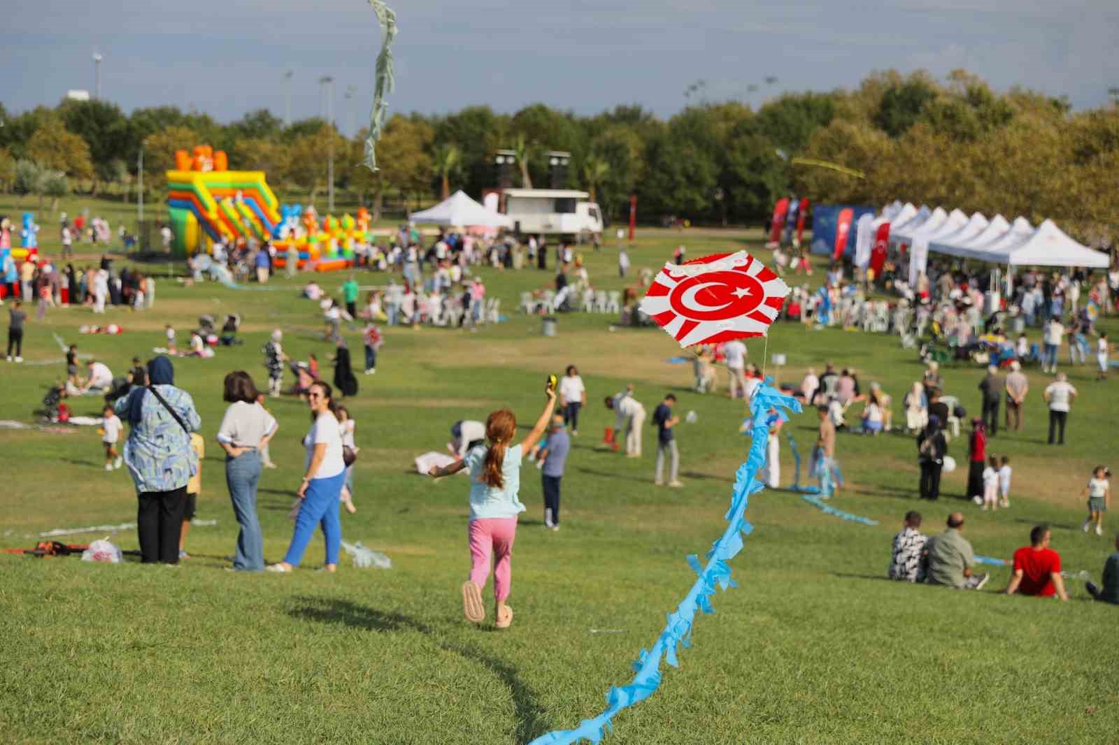 Samsun’da uçurtmalar Aile Yılı için havalandı