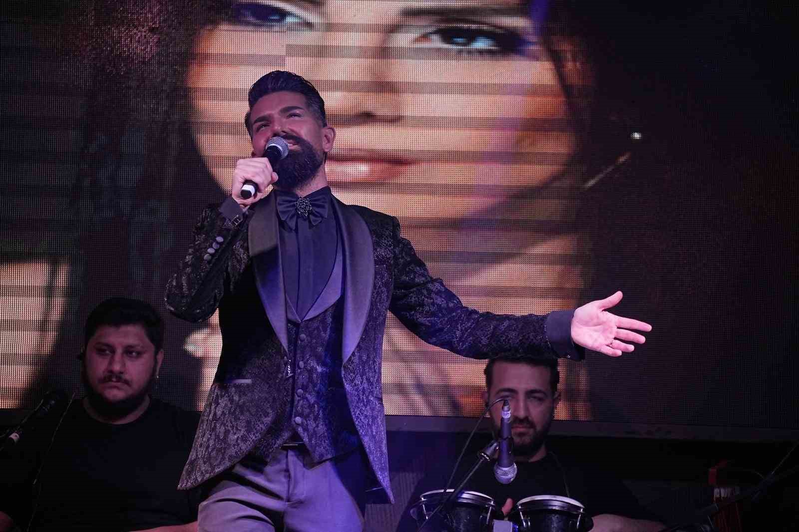 Mehmet Çevik’ten ücretsiz konser
