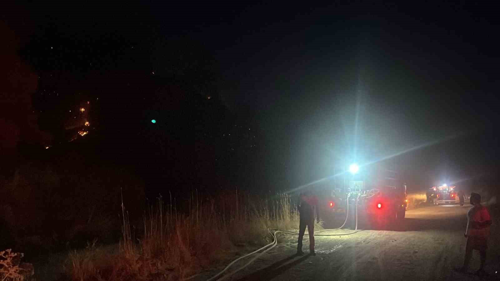 Pınardere&rsquo;de alevler yeniden y&uuml;kseldi
