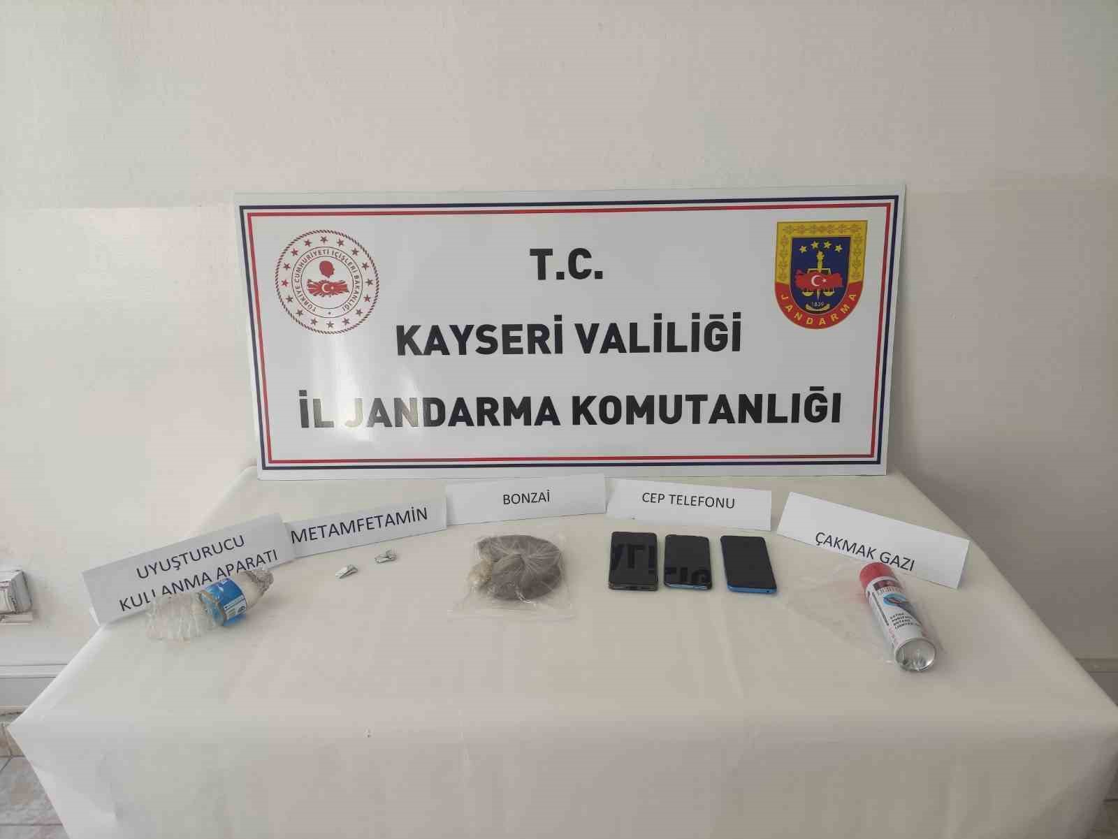 Jandarma’dan uyuşturucu operasyonu: 1 gözaltı