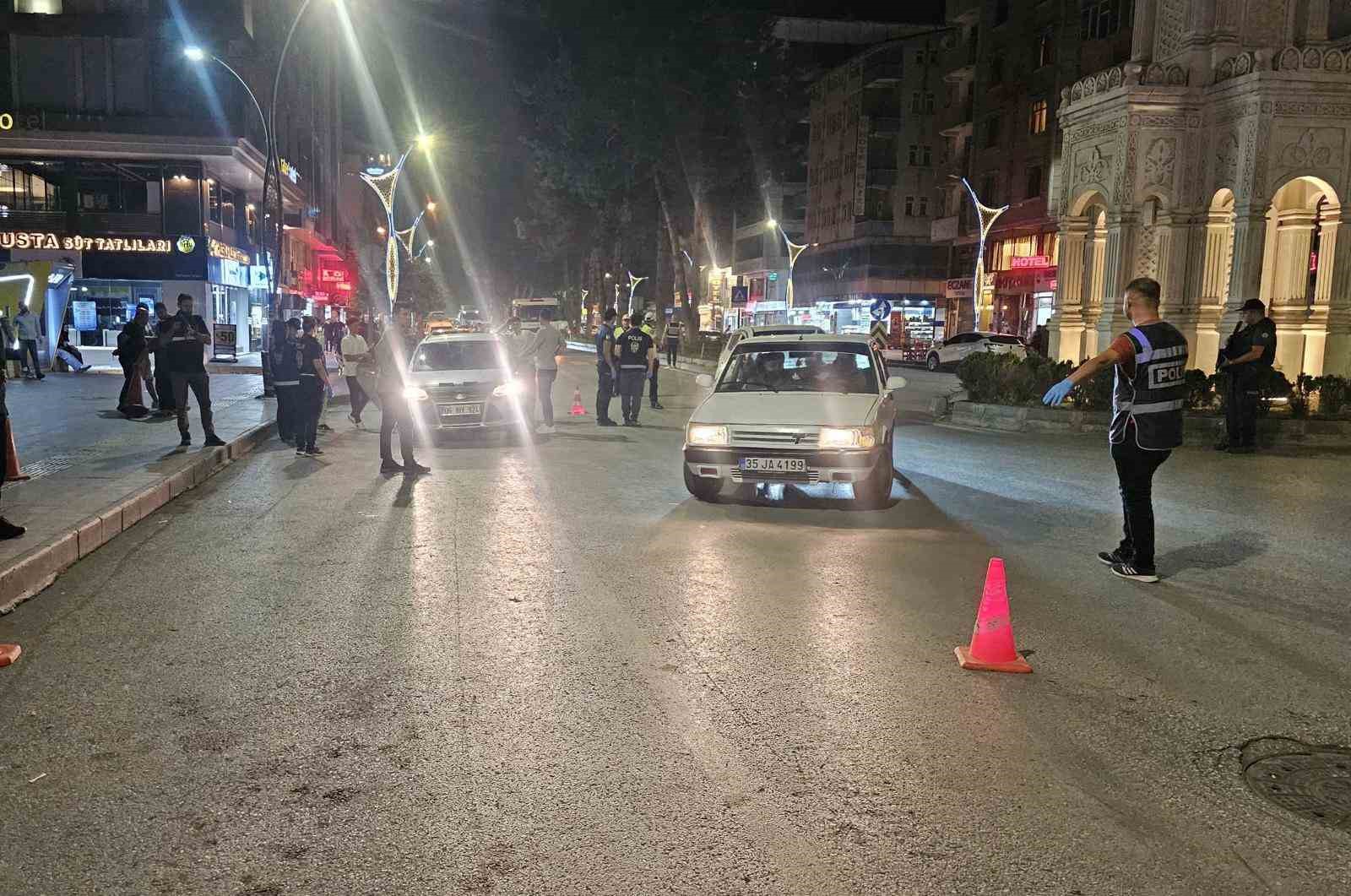 Tatvan’da geniş çaplı asayiş ve güvenlik uygulaması