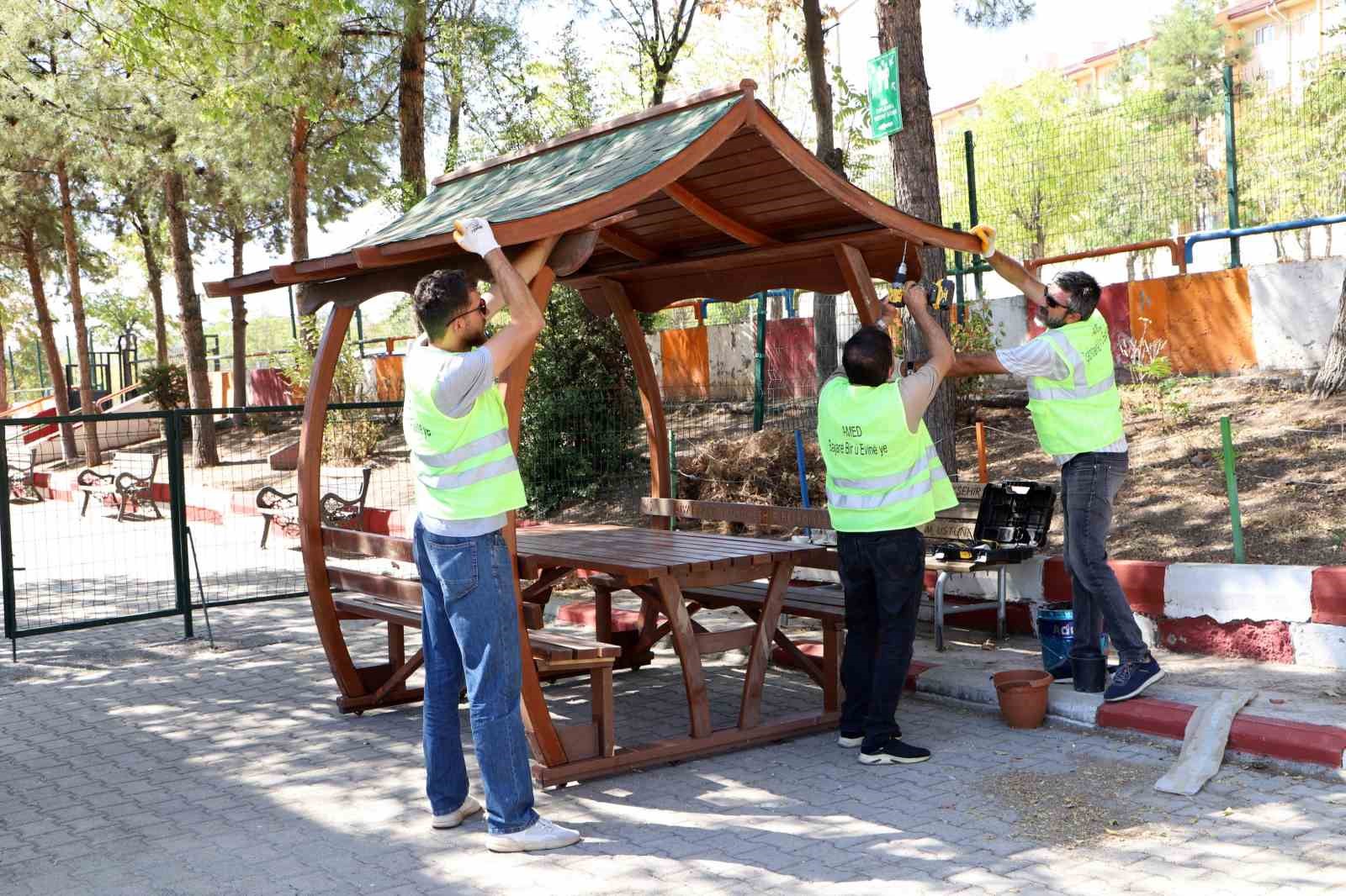 DBB’den kent mobilyaları desteği