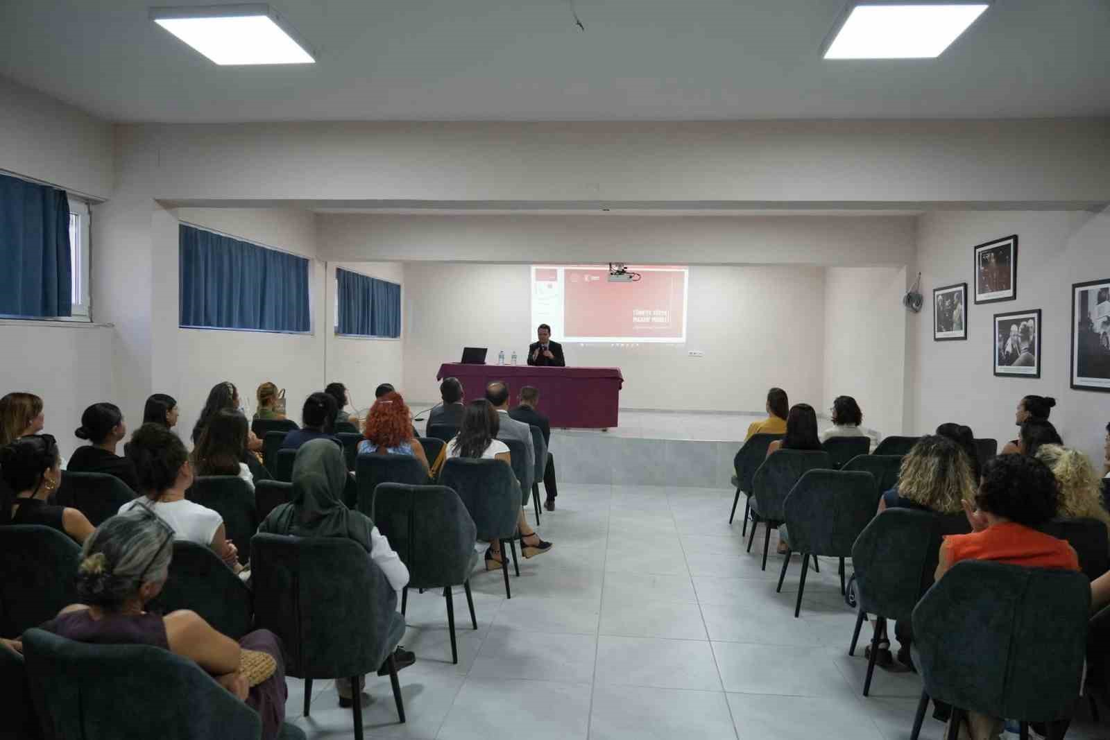 T&uuml;rkiye Y&uuml;zyılı Maarif Modeli Okul &Ouml;ncesi Programı kursu başladı
