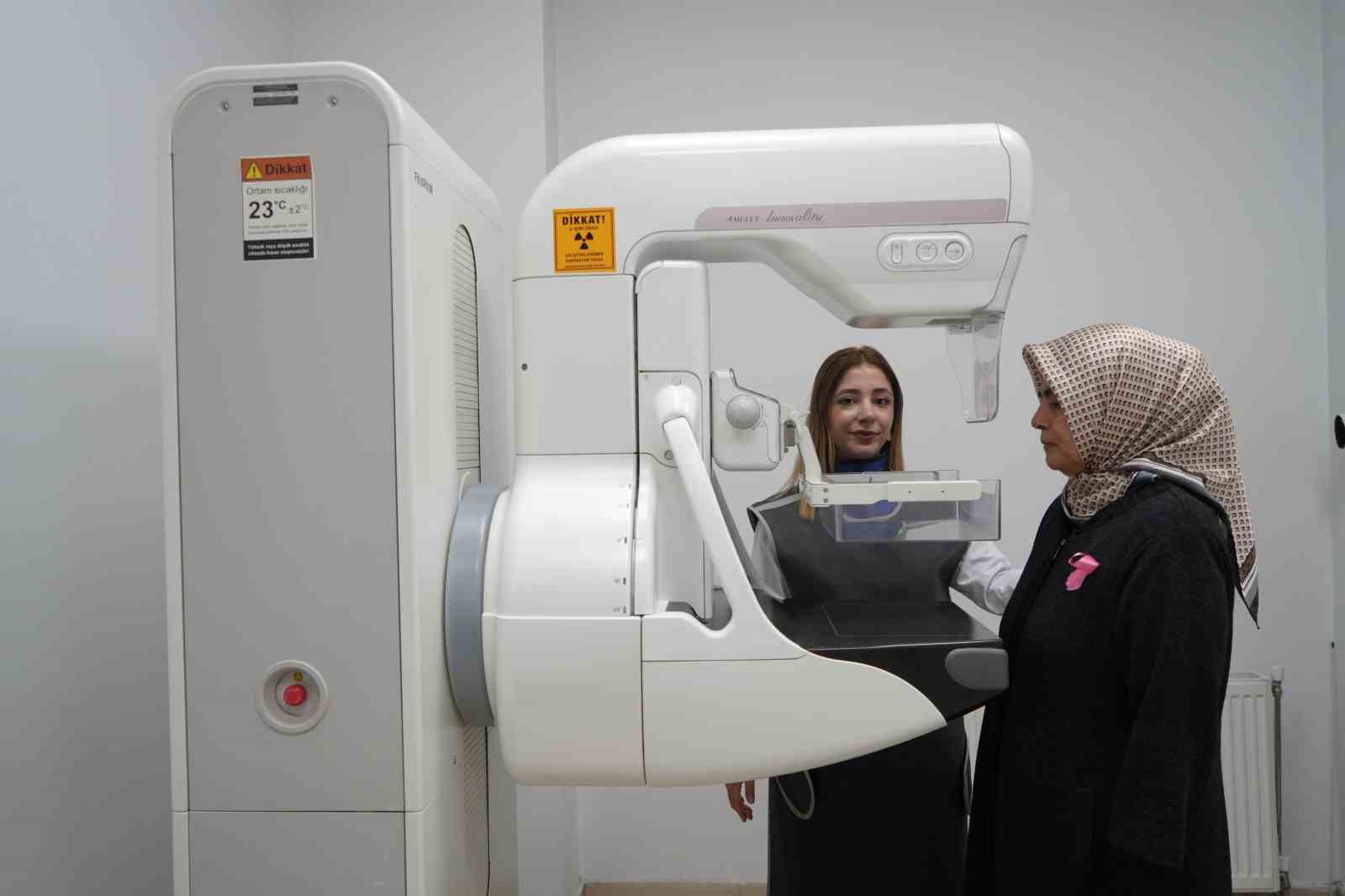 Kanser taraması yaptıran kadın erken teşhisle sağlığına kavuştu