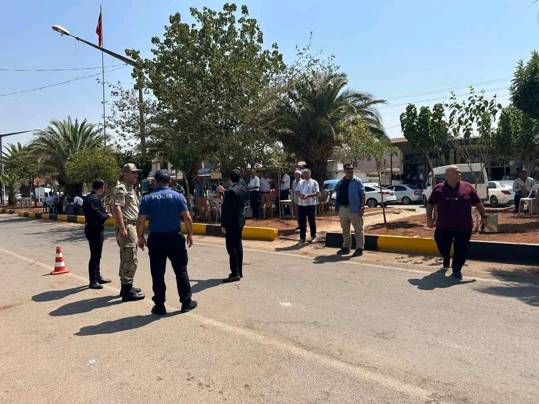 Son bir ayda yaşanan 30 kaza üzerine Hassa’da ’Bir Kask Bir Can’ uygulaması başlatıldı